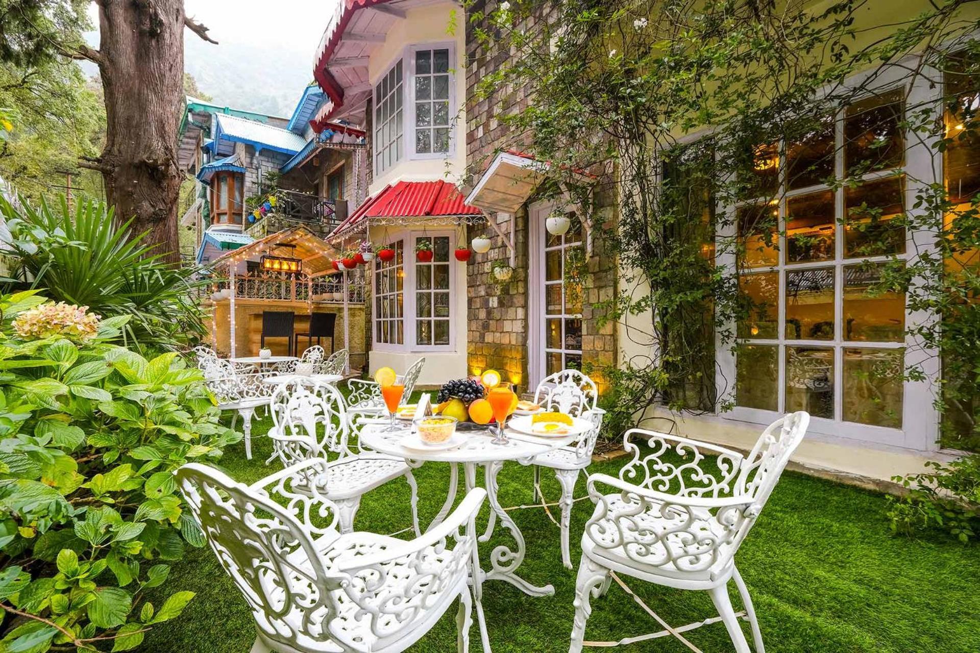Stayvista At Westwood Villa With Music System In 나이니탈 외부 사진